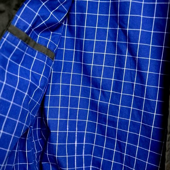 Chaps Men's Medium Black Jacket Blue Lining Polyester Zip Up Coat Flaw on Sleeve - Picture 5 of 9